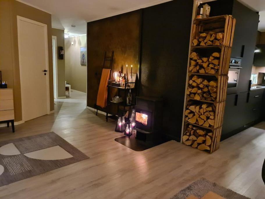 Koselig Og Moderne Leilighet, Meget Sentralt I Narvik Med Gratis Parkering! Екстериор снимка