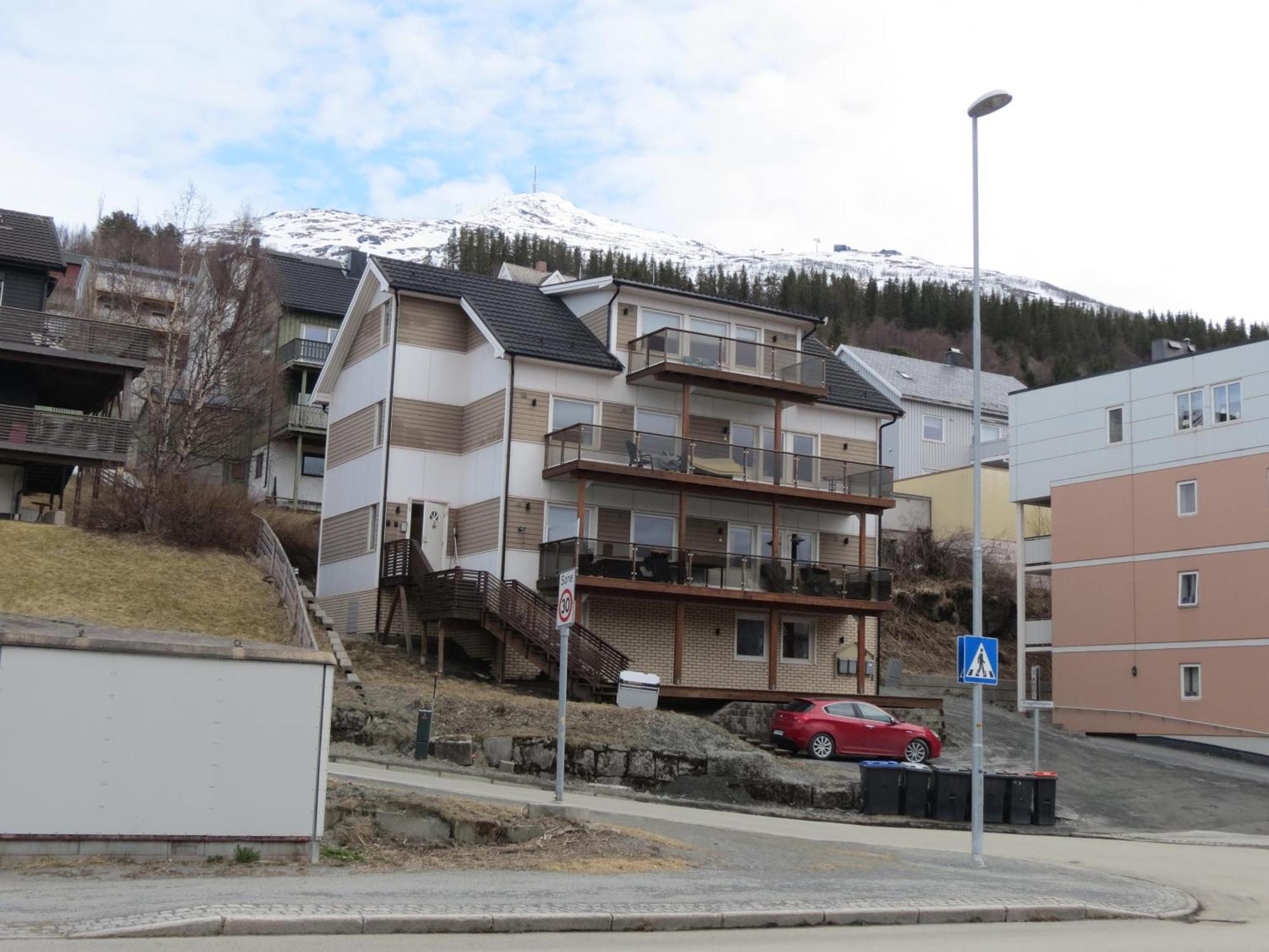 Koselig Og Moderne Leilighet, Meget Sentralt I Narvik Med Gratis Parkering! Екстериор снимка